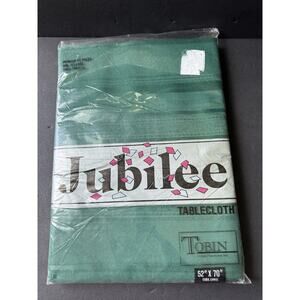 Vintage Jubilee 52”x70” Green Oblong Tablecloth Permanent Press Christmas